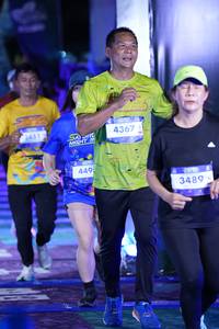 BIB: 3451, 4367, 449, 3489
                            <button type="button" onclick="openModal(26226698)" class="btn btn-primary btn-sm float-right btn-popup" data-toggle="modal" data-target=".modal-high-quality">
                        <i class="fas fa-shopping-cart"></i> Add to Cart
                    </button>
                                            <button type="button" onclick="isThisMe(26226698, true)" class="btn btn-success btn-sm float-right btn-popup btn-isme hidden" data-toggle="tooltip" data-placement="bottom" title="นี่คือรูปของคุณใช่ไหม คลิกที่นี่เพื่อเอาเข้าอัลบั้ม">
                        <i class="fas fa-plus"></i> Add to album
                    </button>
                    <button type="button" onclick="isThisMe(26226698, false)" class="btn btn-warning btn-sm float-right btn-popup btn-isnotme hidden">
                        <i class="fas fa-ban"></i> Remove from album
                    </button>